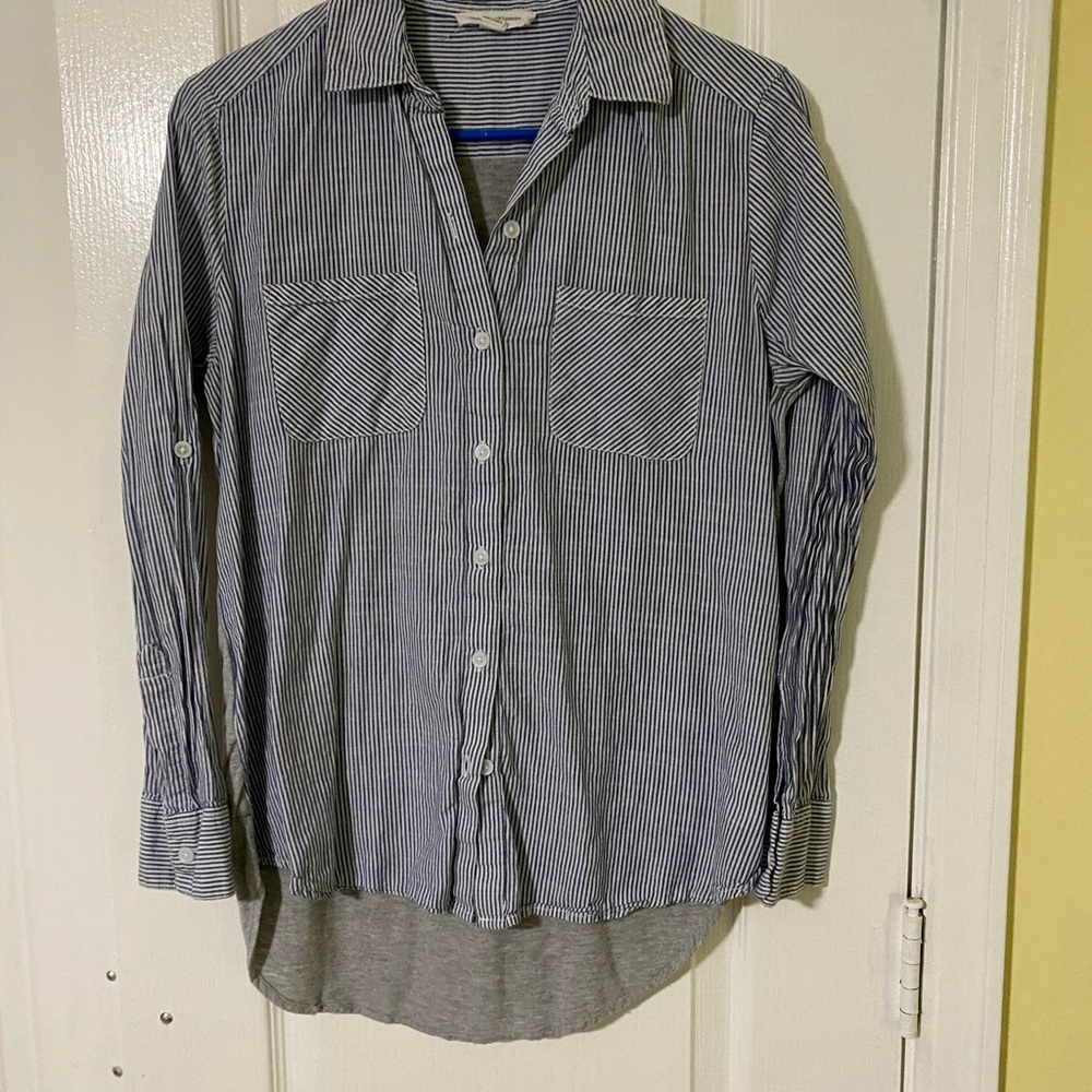 Beachlunchlounge Blue and Gray Casual Button Down Shirt